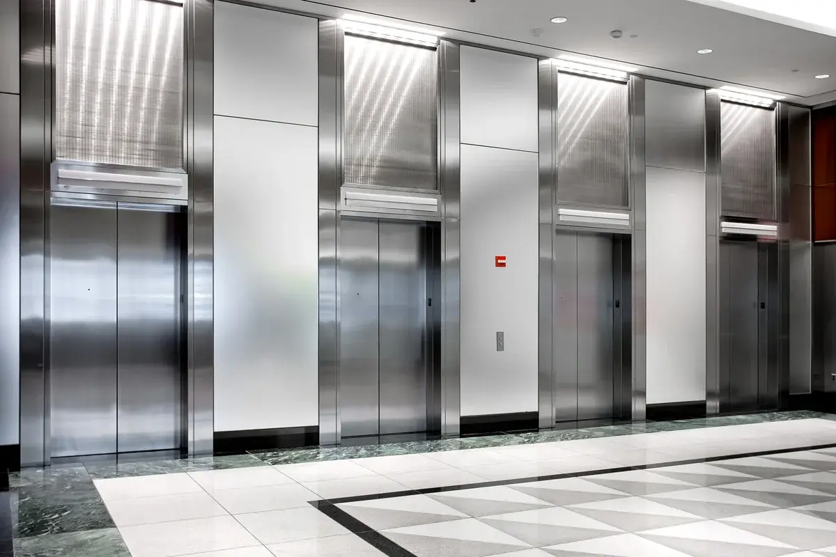 Cognitive Fault Prediction in Elevators